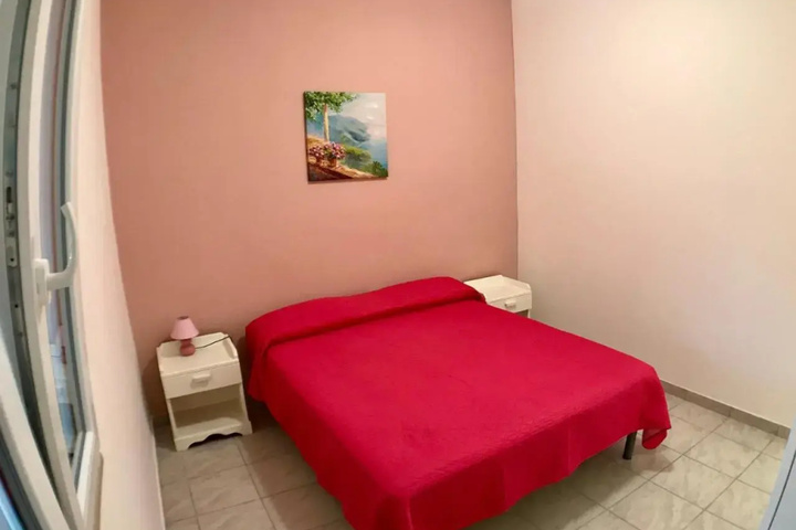 Room 2 of 11