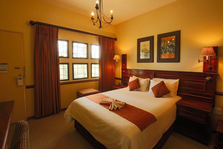Room 15 of 54