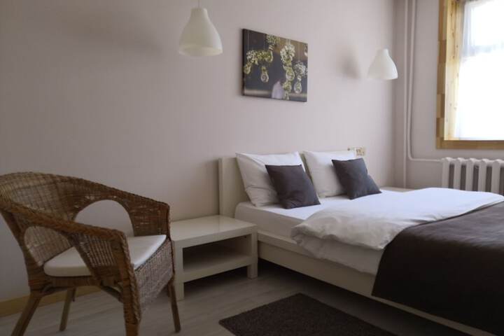 Room 5 of 31
