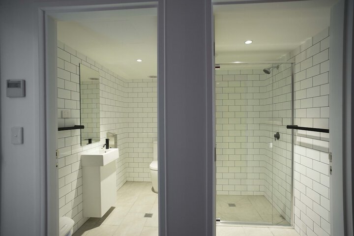 Room 43 of 63