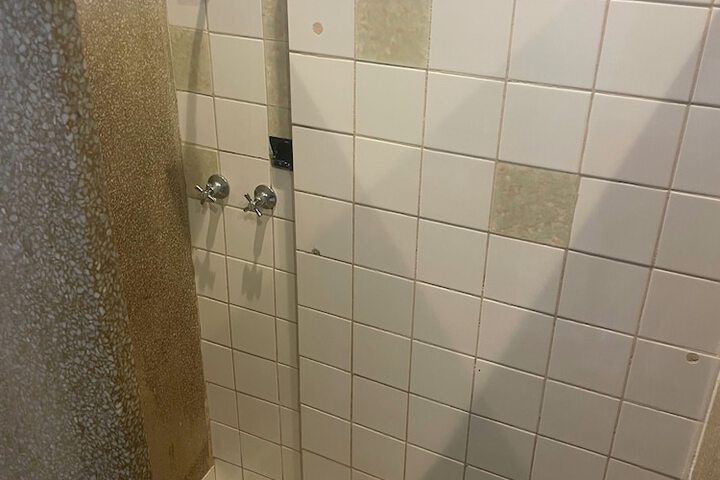 Room 14 of 19