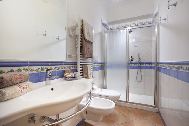Bath Photo