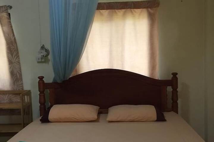 Room 10 of 31