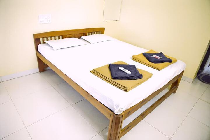 Room 4 of 22