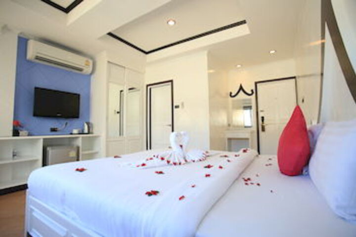 Yanyu Patong