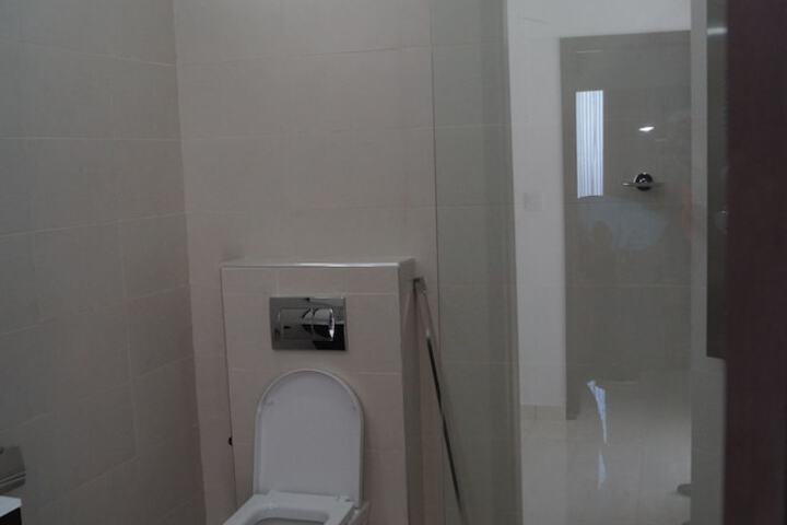 Room 15 of 53