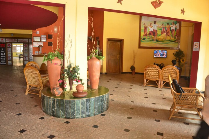 Hotel Interior 8 of 120