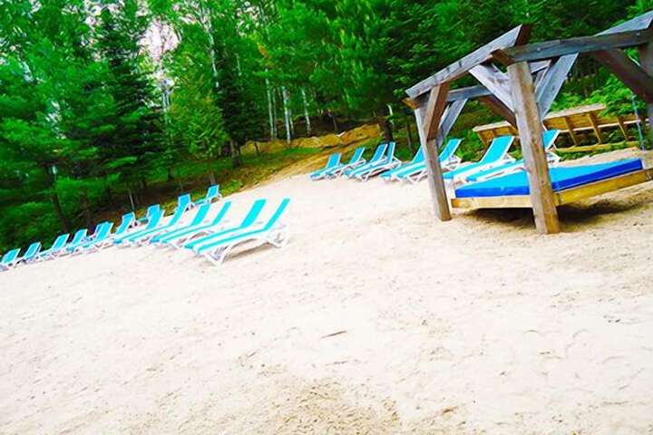 Beach 43 of 80