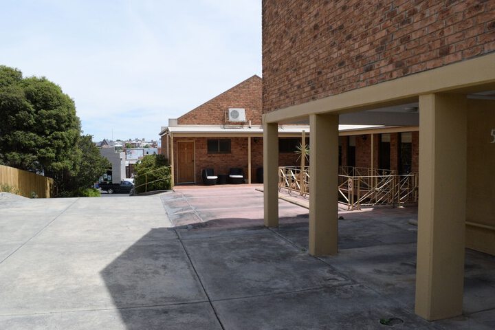 Guest Lobby