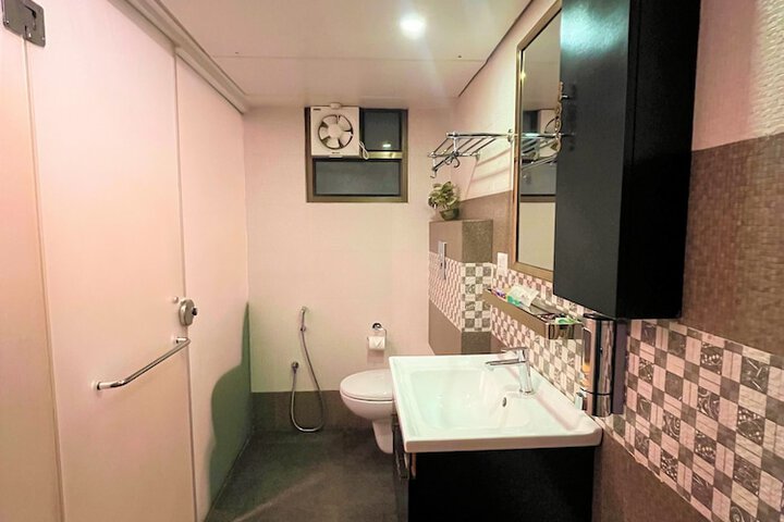 Room 40 of 52