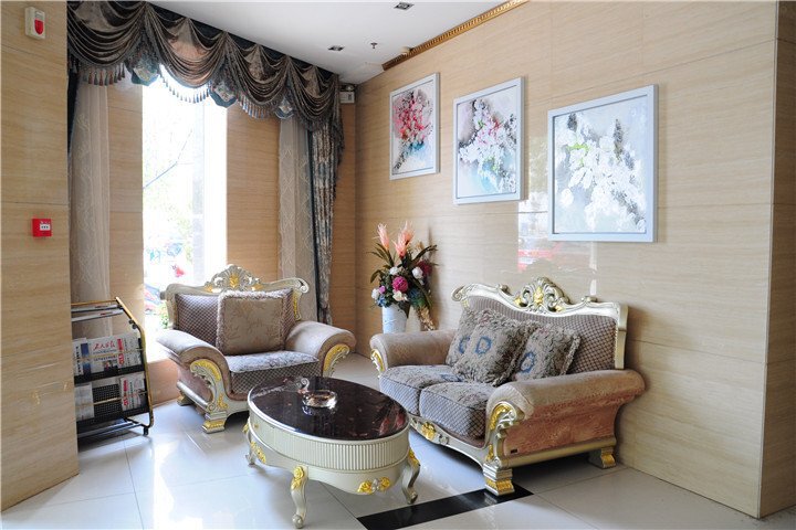 Hotel Interior 10 of 21