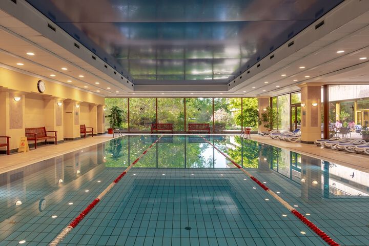 Pool 36 of 72
