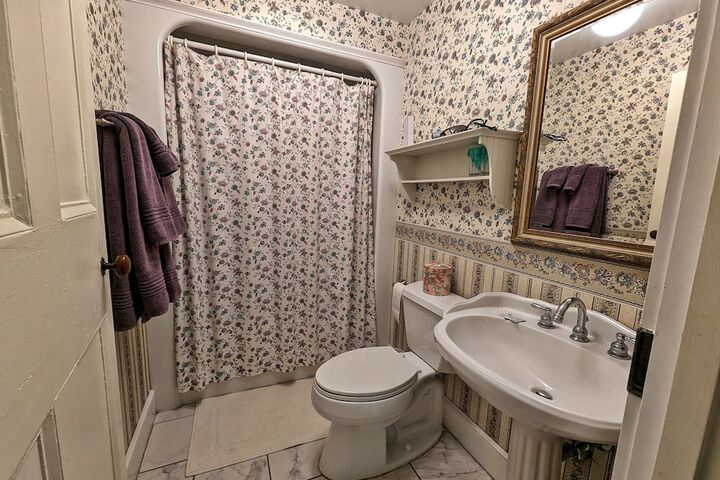 Room 63 of 91