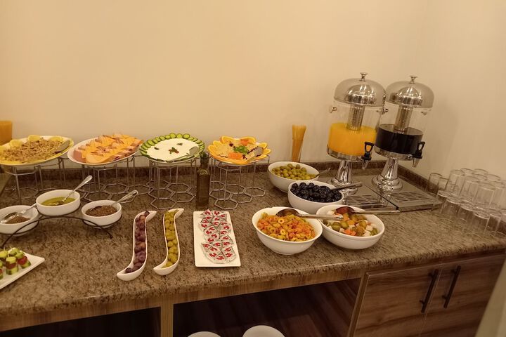 Dining 204 of 235