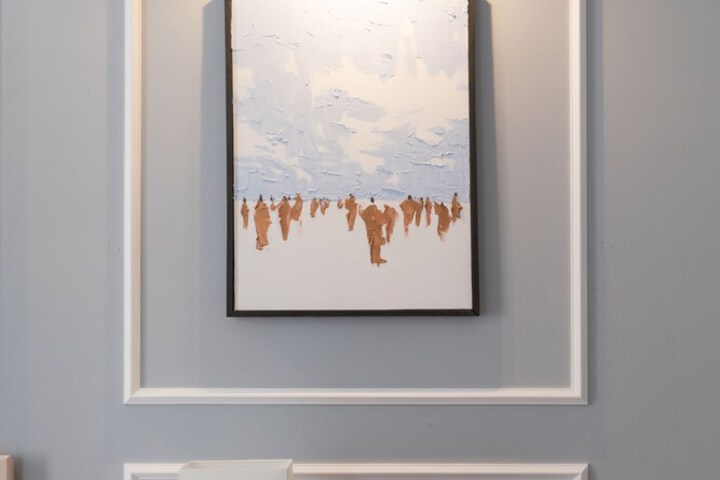 Room 10 of 32