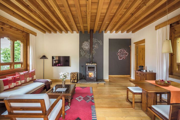 Room 15 of 47