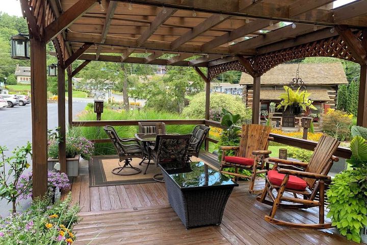 Terrace/Patio 27 of 64