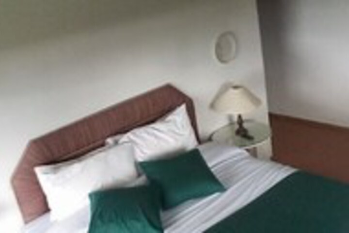 Room 37 of 52