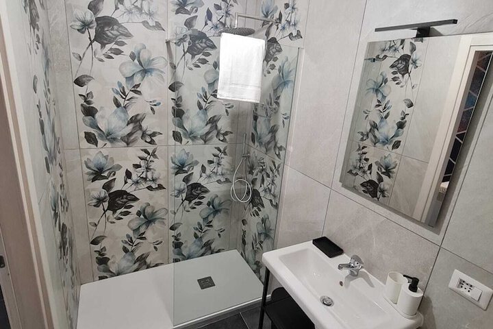 Room 40 of 61
