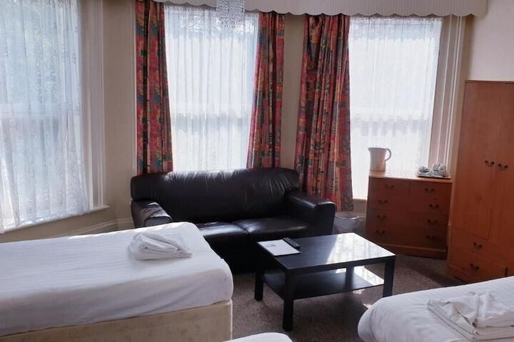 Room 34 of 61