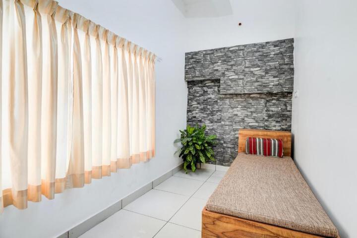 Hotel O #4