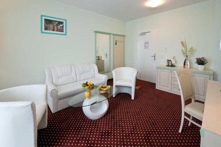 Room 19 of 42