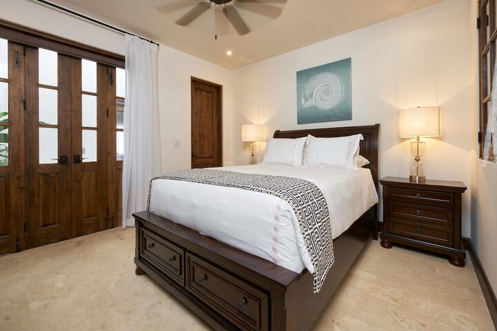 Room 20 of 1000