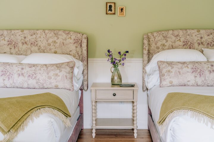 Room 4 of 67