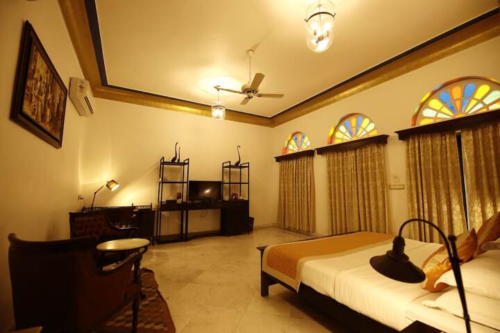 Room 17 of 92