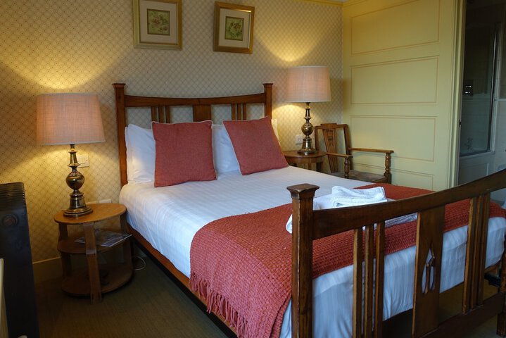 Room 27 of 119
