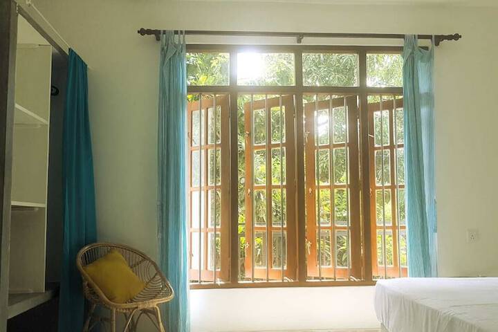 Room 18 of 19