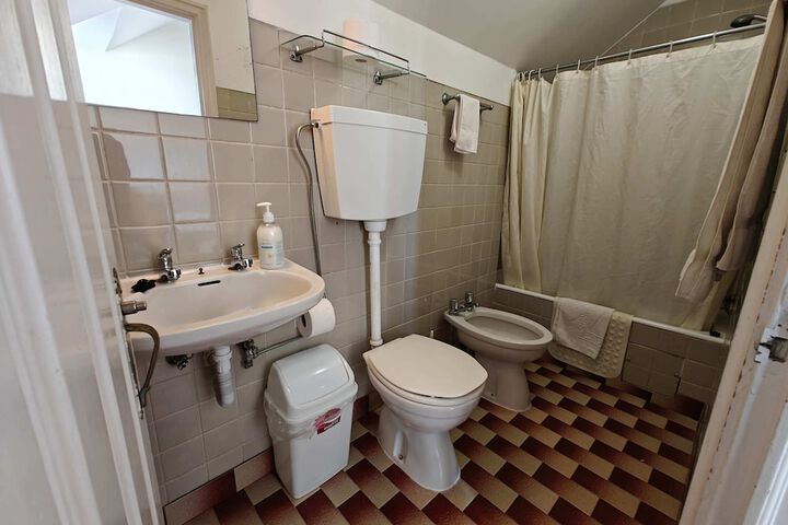 Room 111 of 141