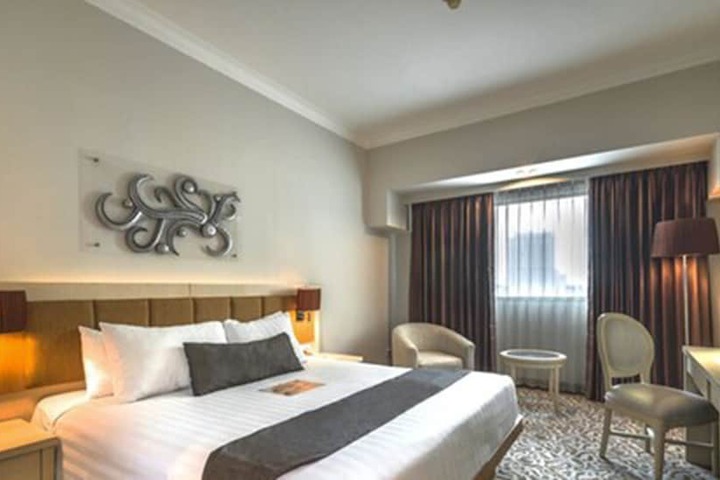 Room 26 of 88