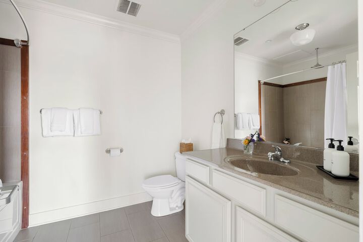 Room 45 of 87