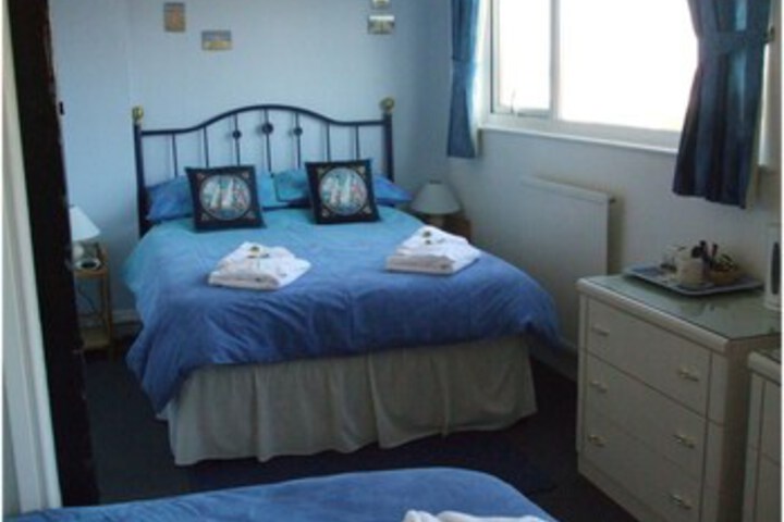 Room 50 of 77