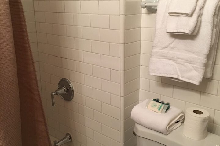 Room 11 of 63