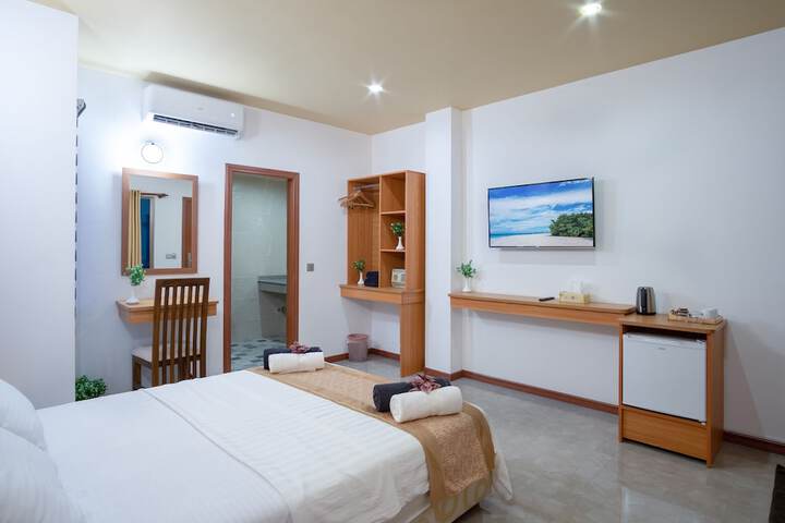 Room 7 of 119