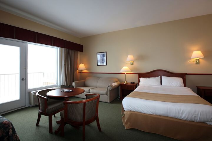 Room 10 of 54