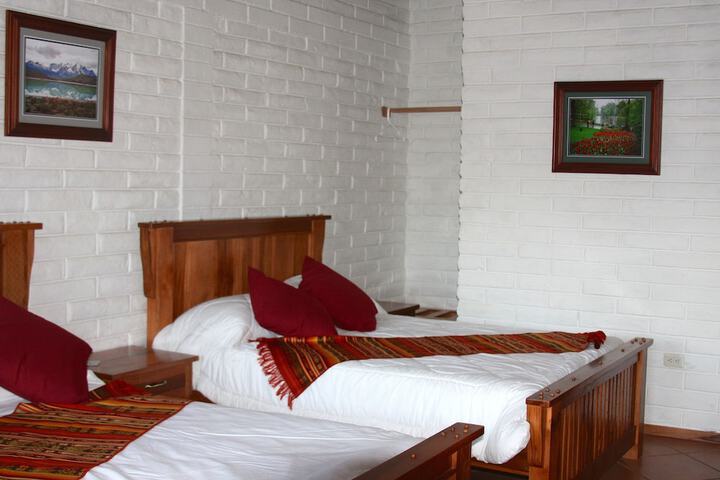 Room 7 of 74