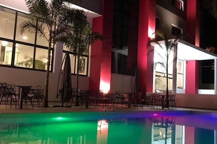Pool 37 of 51