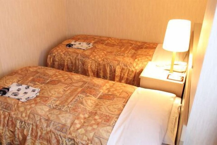 Room 14 of 49