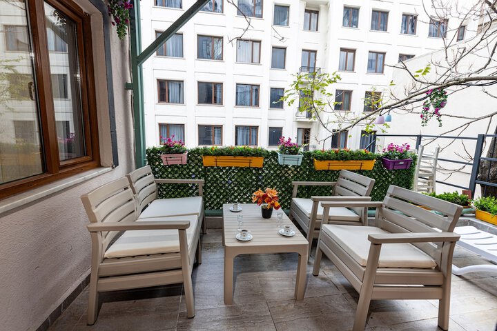 Terrace/Patio 50 of 66