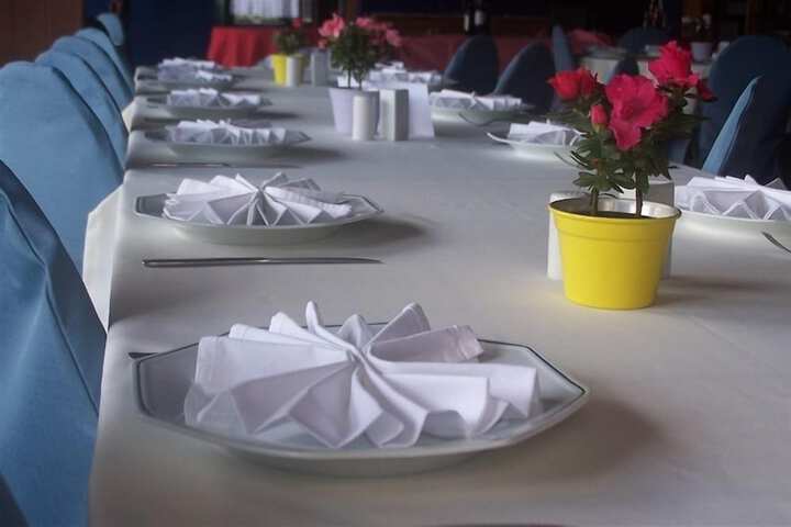 Dining 55 of 100