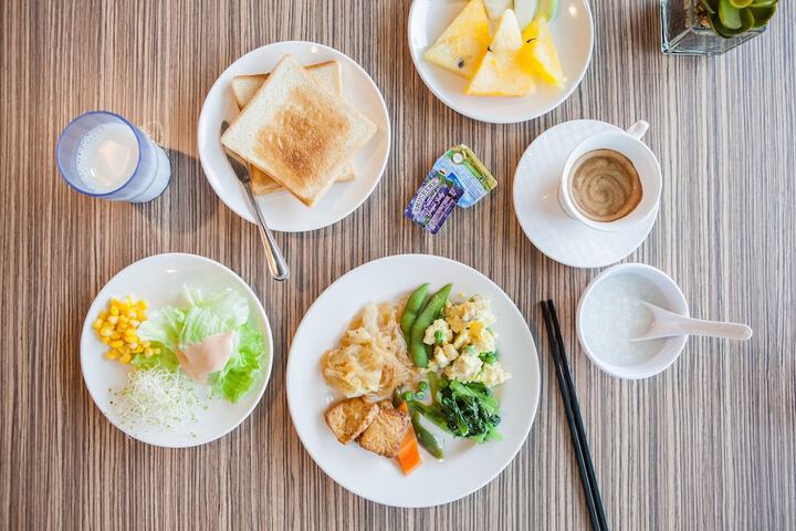 Breakfast/Coffee Service 160 of 177