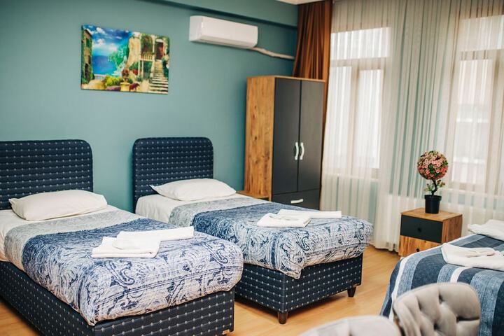 Room 30 of 75
