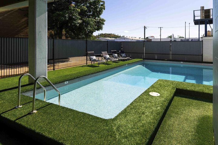 Hotel with Pool