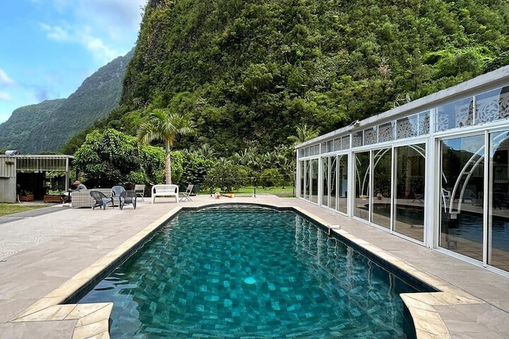 Pool 11 of 19