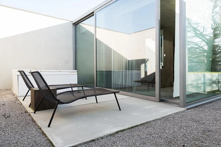 Terrace/Patio 7 of 24