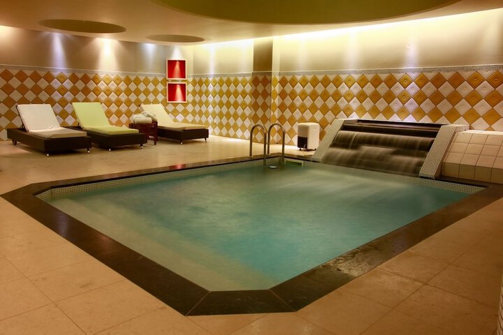 Spa 31 of 45