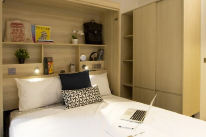 Room 20 of 43